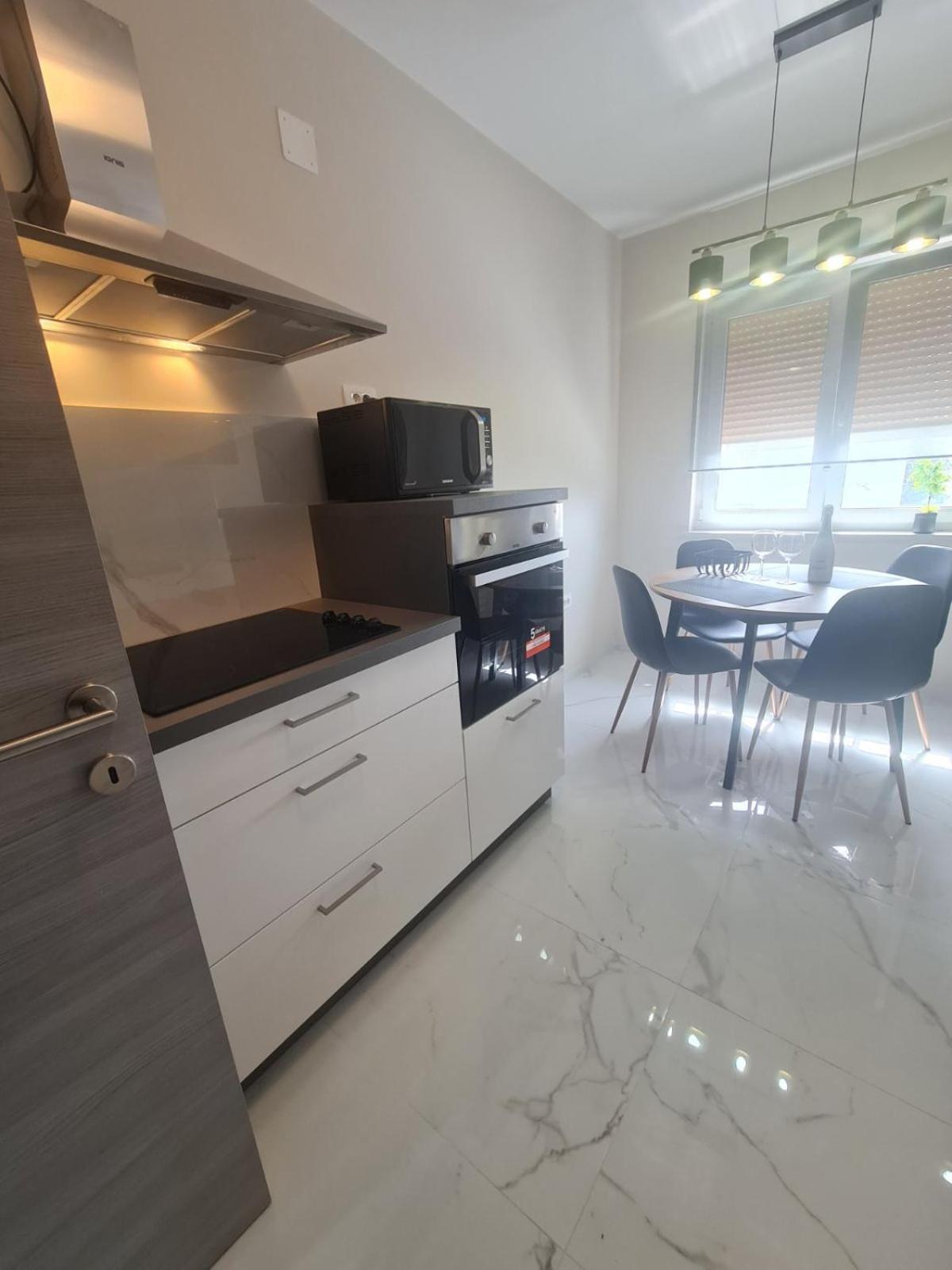 Mias Luxury Apartment Rijeka Exterior foto